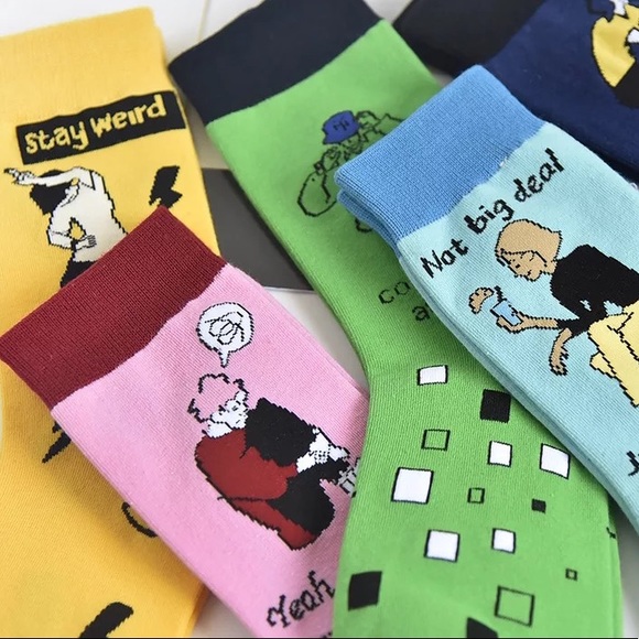 2/$15🎉 Stay Weird Yellow Crew Socks | Save on Shipping & Bundle 2 Pairs … - Picture 7 of 12